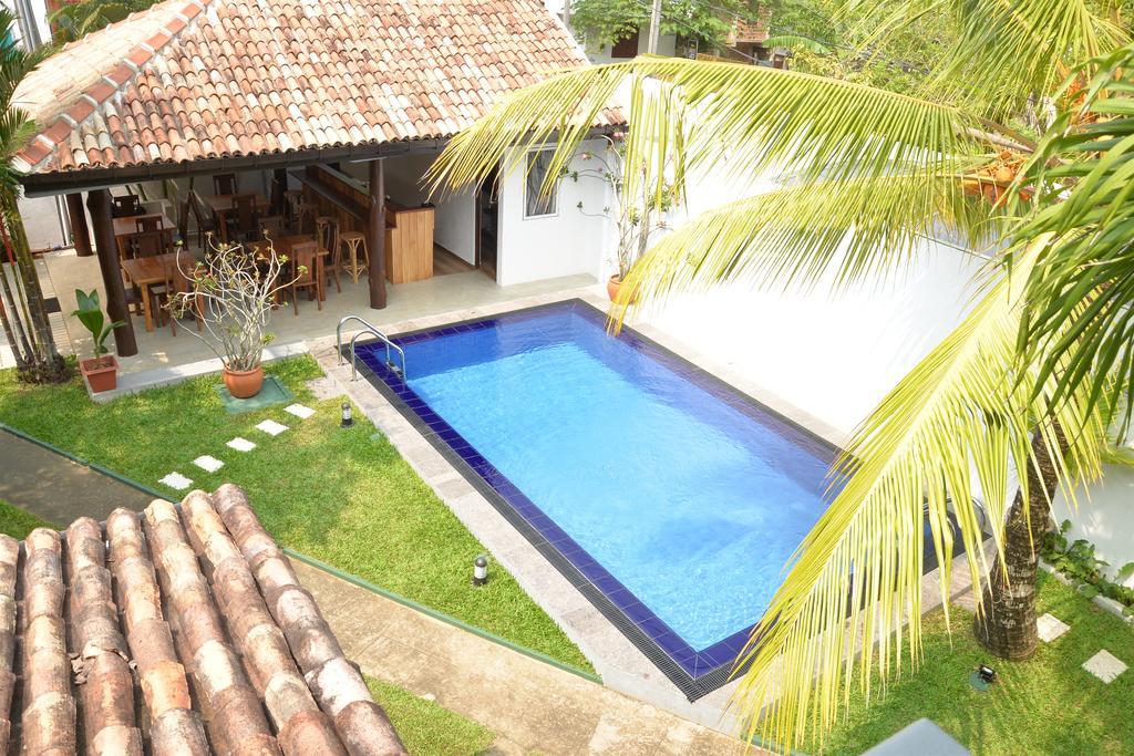 Surf Villa Hikkaduwa Exteriör bild
