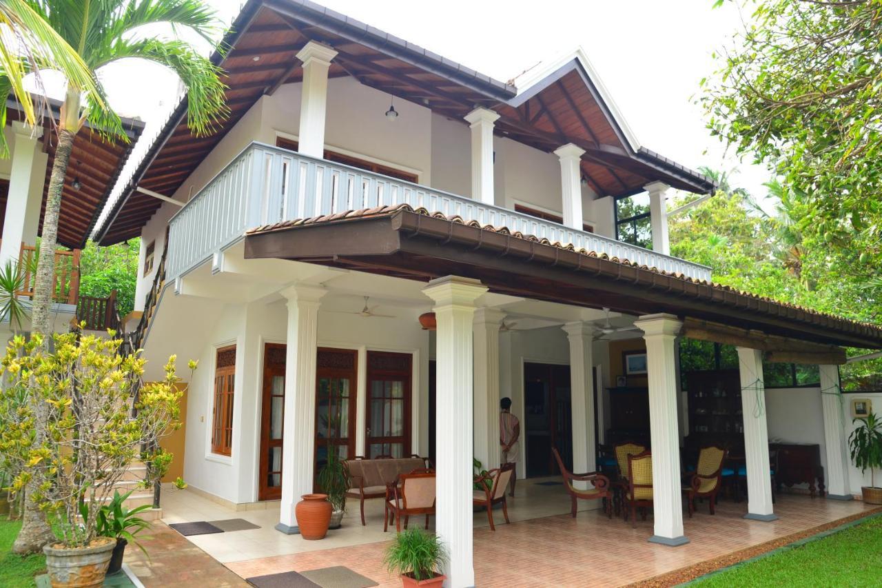 Surf Villa Hikkaduwa Exteriör bild